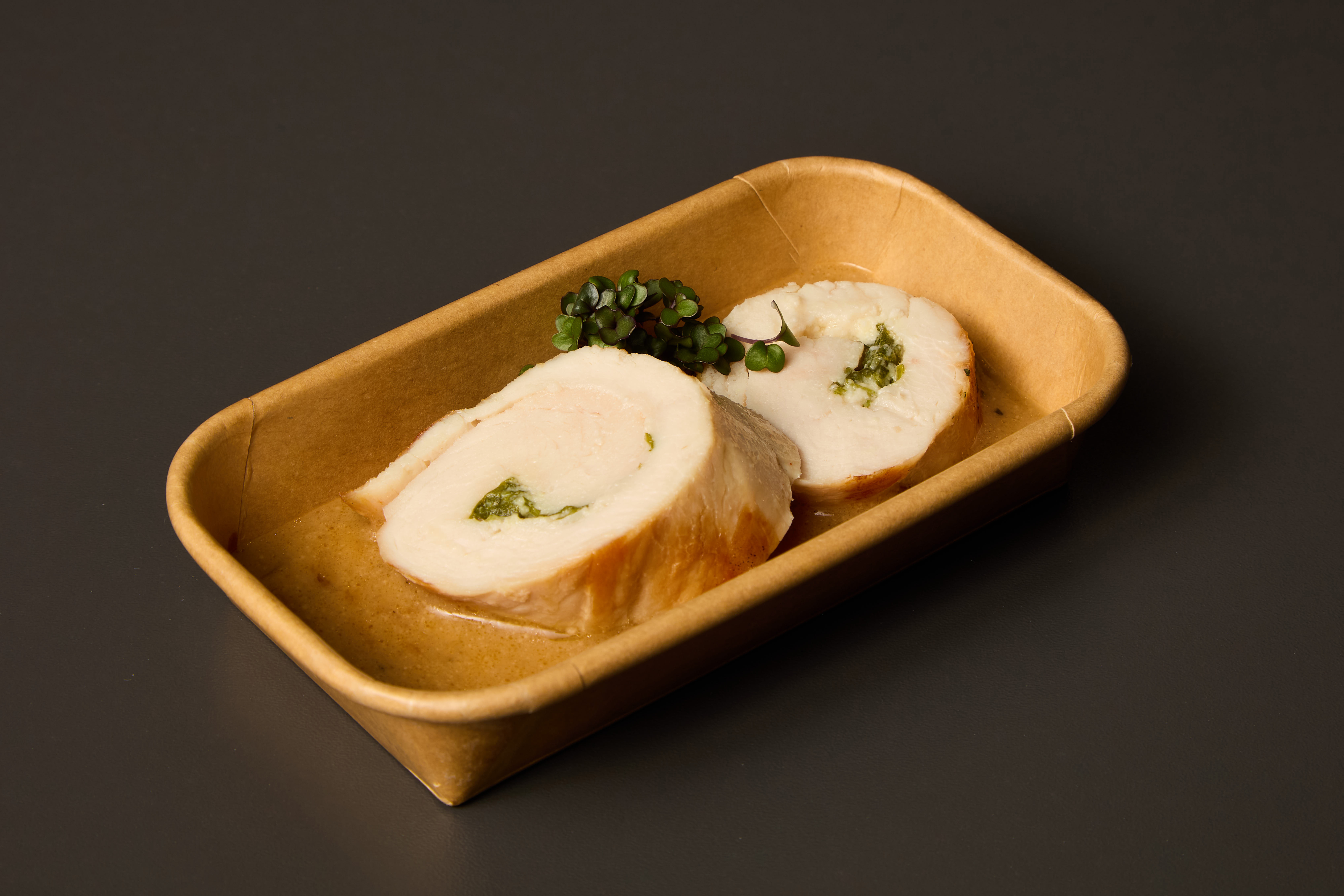 Sous vide kuřecí roláda plněná mascarpone a rucolou