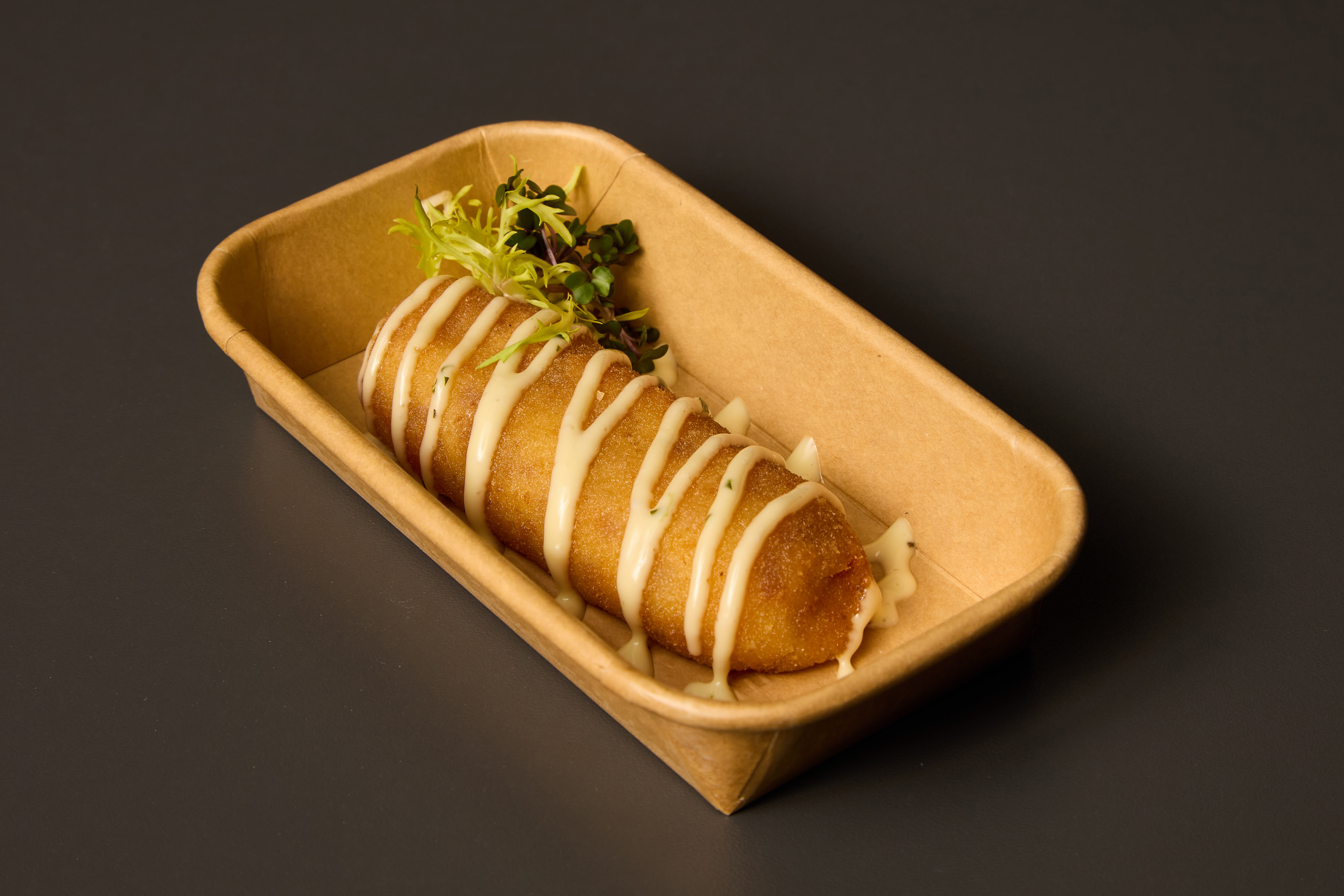 Bešamelová kroketa „tapas" s prosciuttem a aioli majonézou